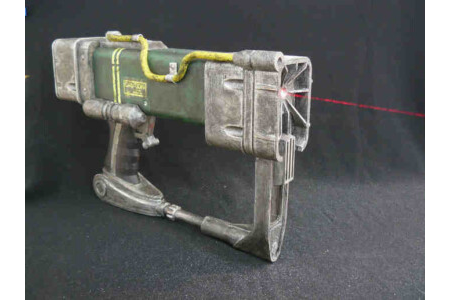AEP7_Laser_Pistol_Fallout