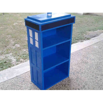 Tardis_Bookcase