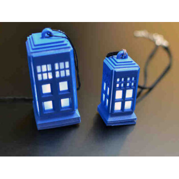 Tardis_Pendant